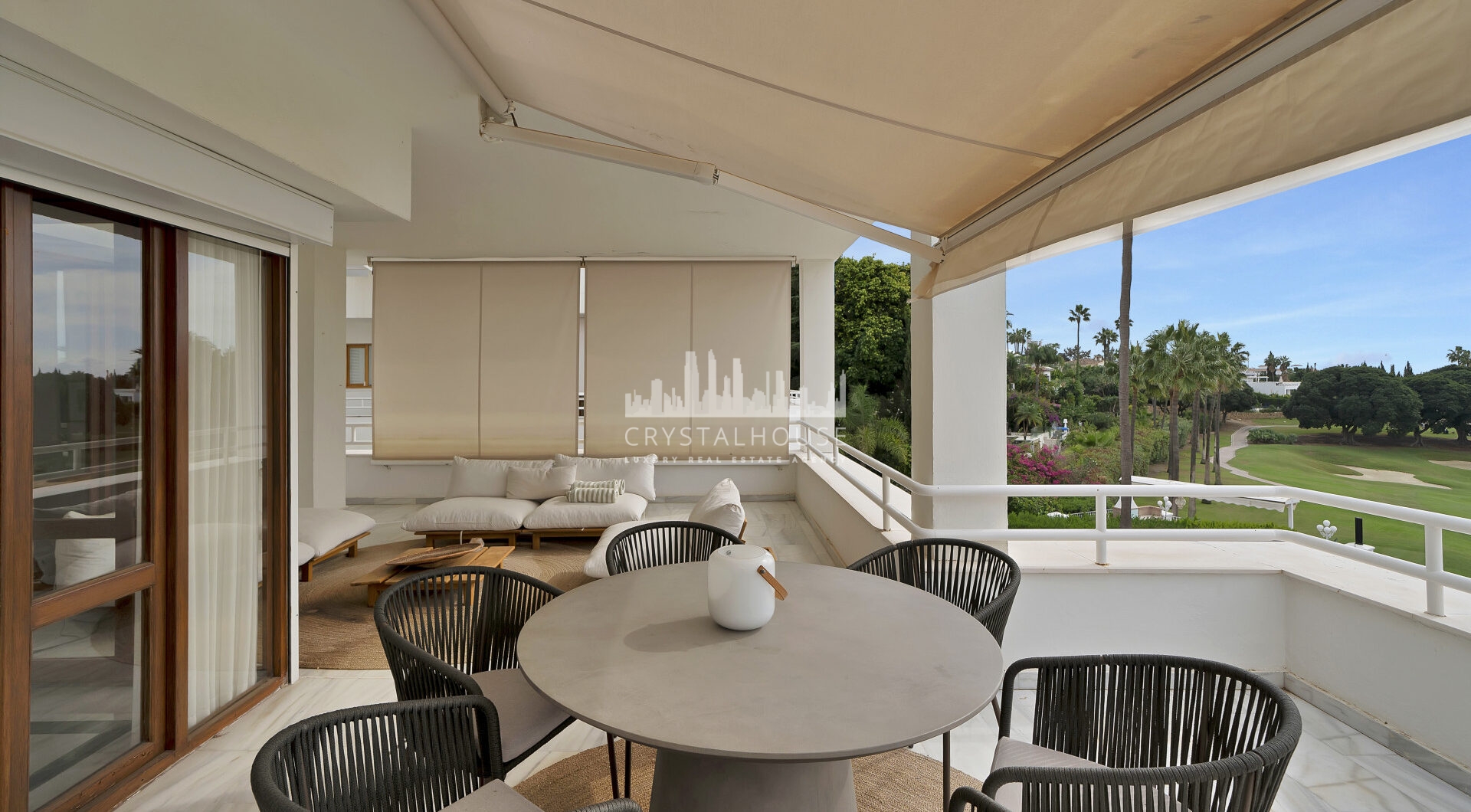 Pięknie odnowiony dwupokojowy apartament położony w prestiżowym Społeczność Alcores del Golf w Nueva Andalucía