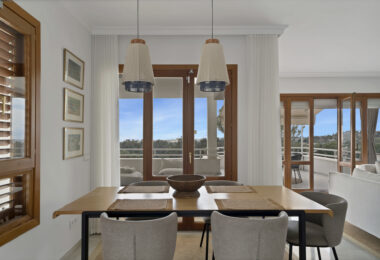 Pięknie odnowiony dwupokojowy apartament położony w prestiżowym Społeczność Alcores del Golf w Nueva Andalucía