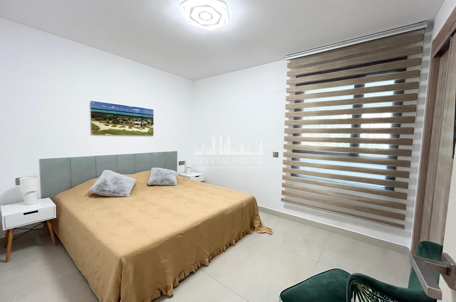 Elegancki trzy sypialnie, apartament położony w strzeżonej społeczności La Quinta Golf, Benahavis