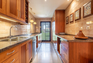 Niesamowity taras solarium z widokiem na morze i góry – Apartament typu penthouse przy plaży w Bahía Alcántara