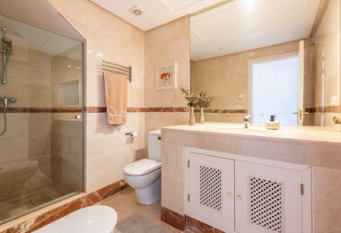 Niesamowity taras solarium z widokiem na morze i góry – Apartament typu penthouse przy plaży w Bahía Alcántara