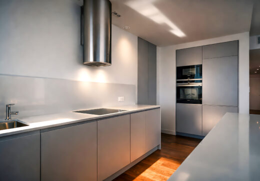 APARTAMENT ZE SPEKTAKULARNYM WIDOKIEM NA WARSZAWĘ