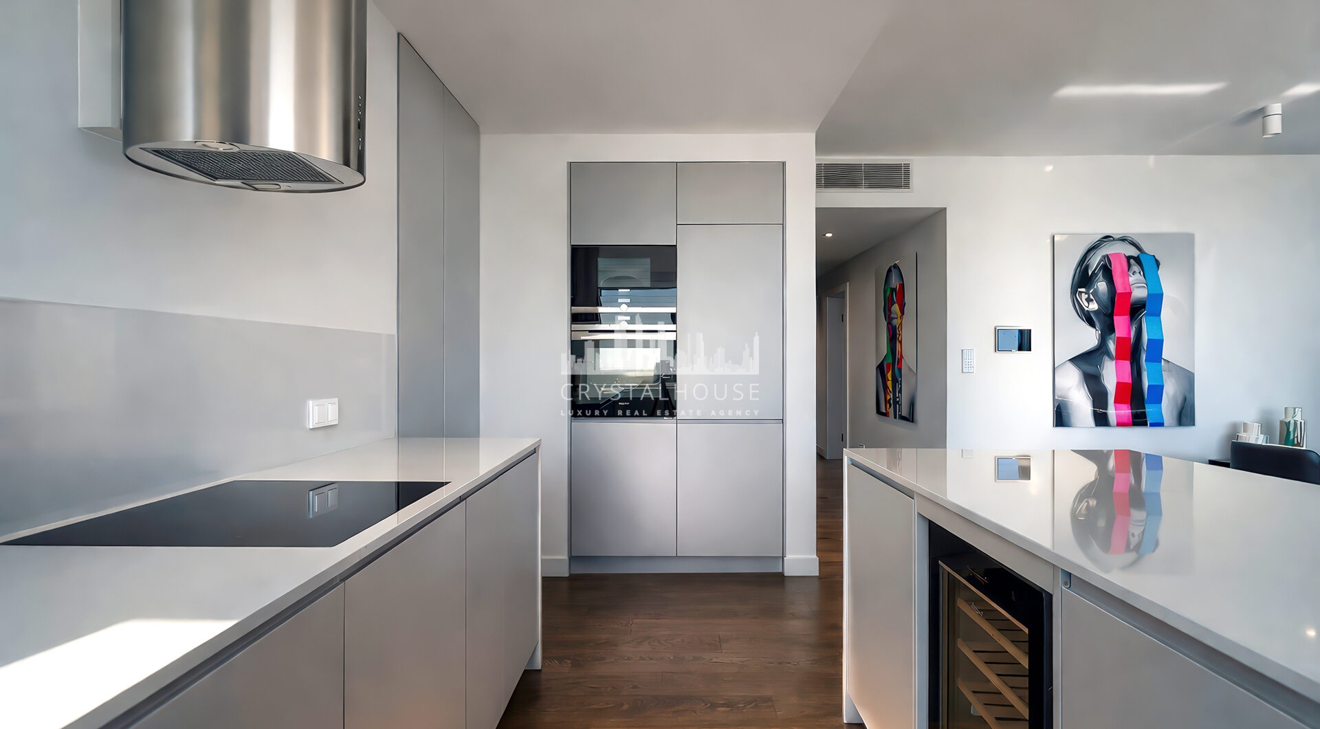 APARTAMENT ZE SPEKTAKULARNYM WIDOKIEM NA WARSZAWĘ