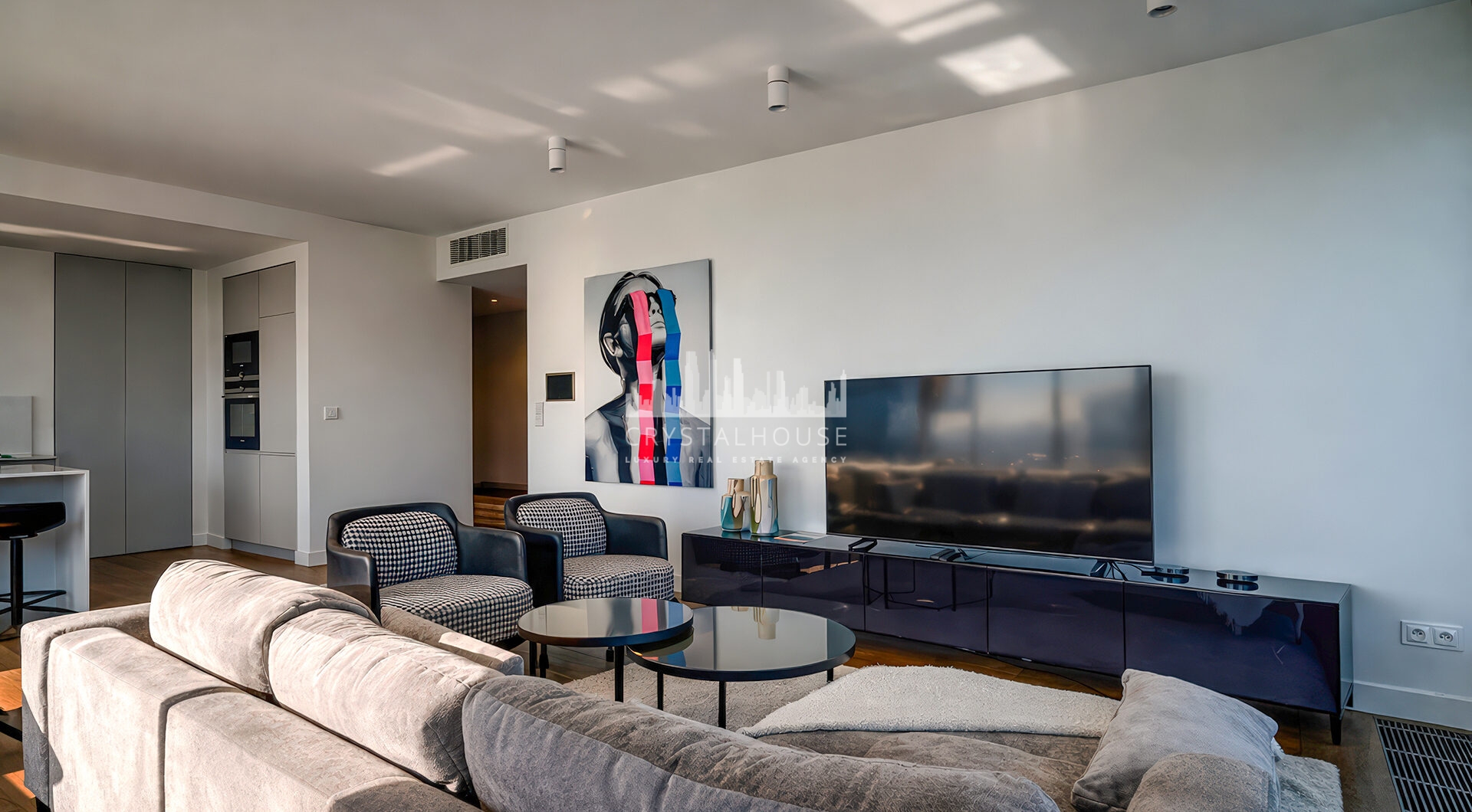 APARTAMENT ZE SPEKTAKULARNYM WIDOKIEM NA WARSZAWĘ