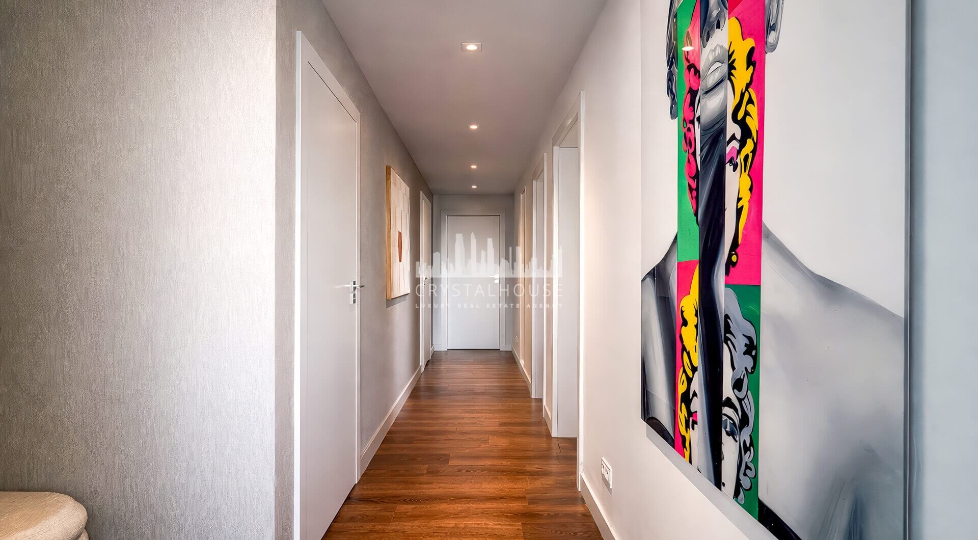 APARTAMENT ZE SPEKTAKULARNYM WIDOKIEM NA WARSZAWĘ