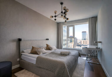 APARTAMENT ZE SPEKTAKULARNYM WIDOKIEM NA WARSZAWĘ