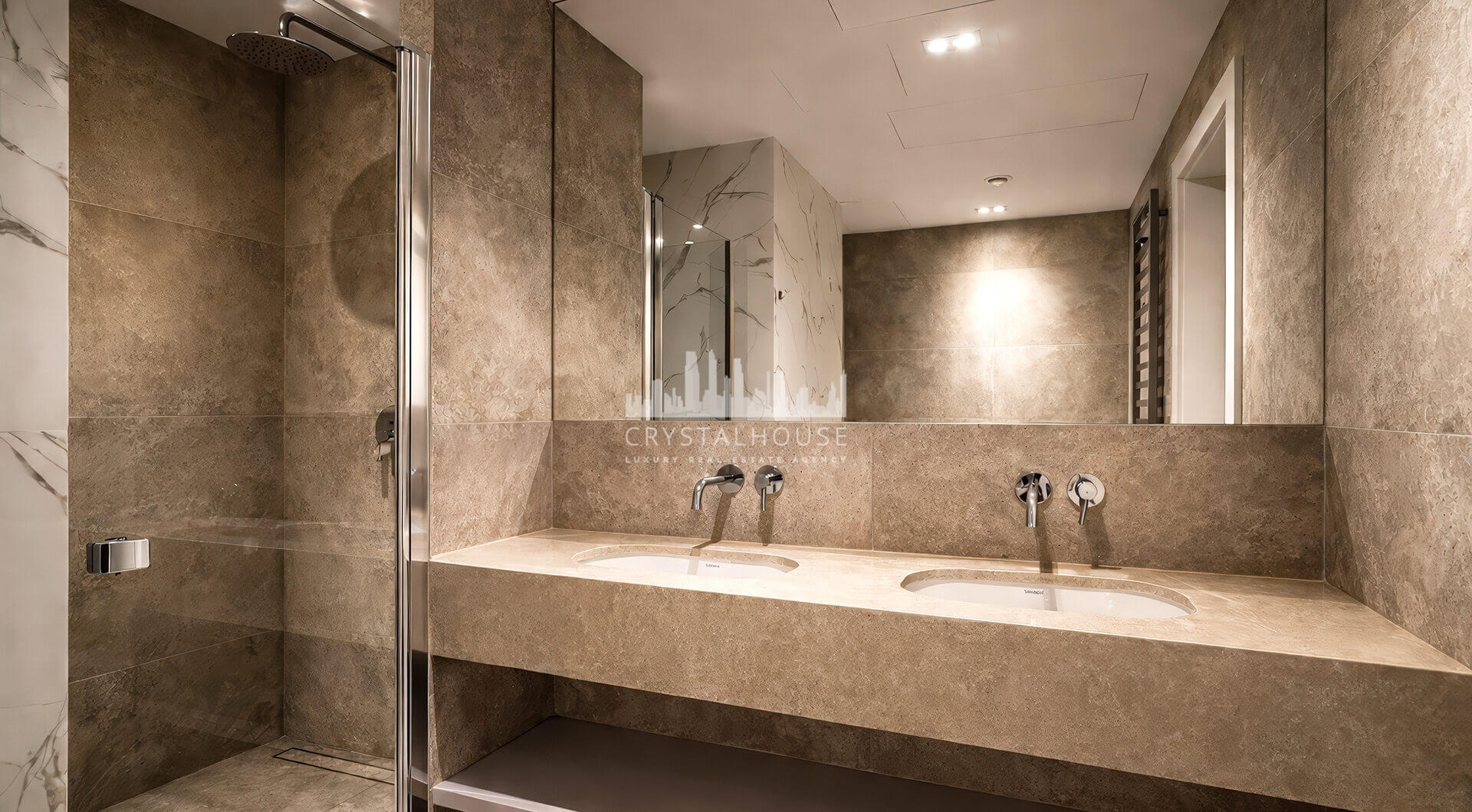 APARTAMENT ZE SPEKTAKULARNYM WIDOKIEM NA WARSZAWĘ