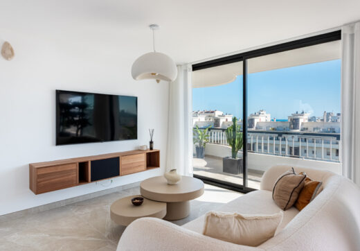 Ekskluzywny, trzypokojowy penthouse w sercu Marbelli – Luksusowe życie z zapierającym dech widokiem na morze