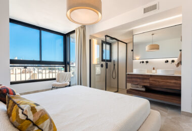 Ekskluzywny, trzypokojowy penthouse w sercu Marbelli – Luksusowe życie z zapierającym dech widokiem na morze