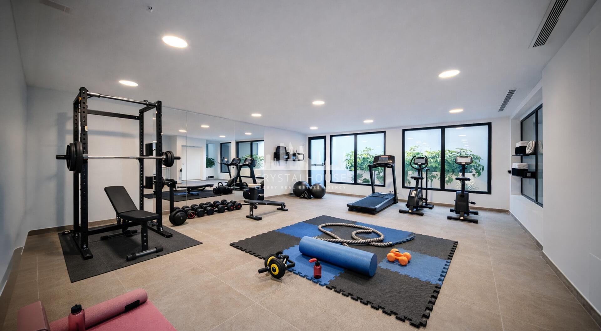 Współczesny narożny apartament na parterze w Cancelada, Estepona Wschód