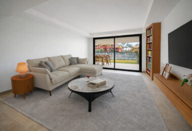 Współczesny narożny apartament na parterze w Cancelada, Estepona Wschód