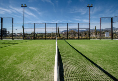 Współczesny narożny apartament na parterze w Cancelada, Estepona Wschód