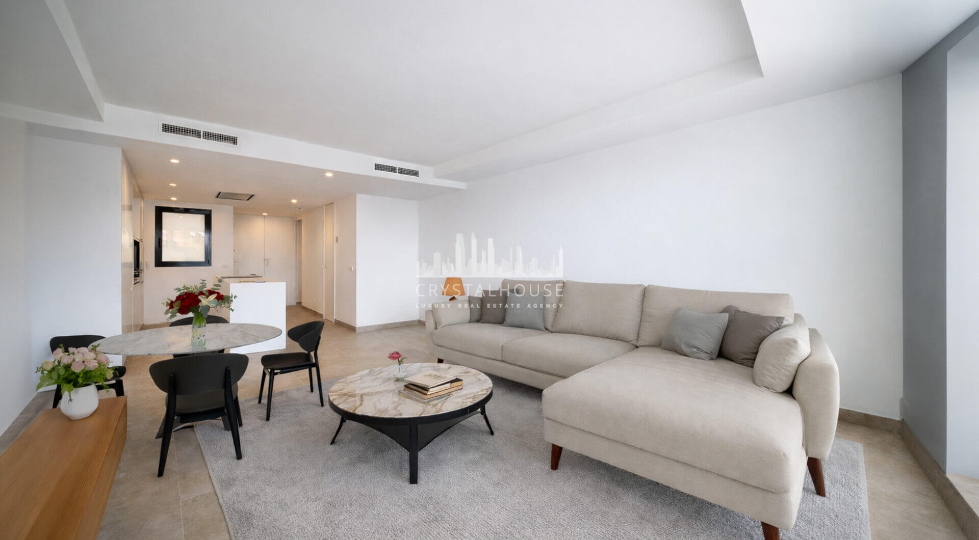 Współczesny narożny apartament na parterze w Cancelada, Estepona Wschód