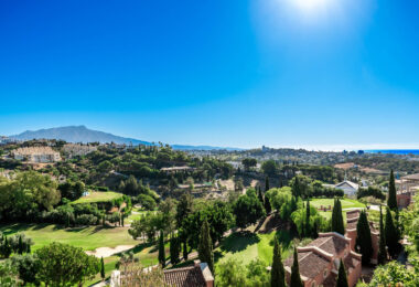 Nowoczesna willa ze spektakularnymi widokiem na morze W prawo na polu golfowym