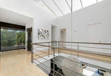 Nowoczesna willa ze spektakularnymi widokiem na morze W prawo na polu golfowym