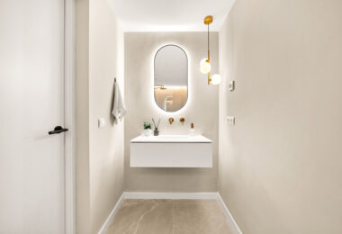 Elegancki, Odnowiony Apartament z Panoramicznym Widokiem na Golf, Morze i La Concha