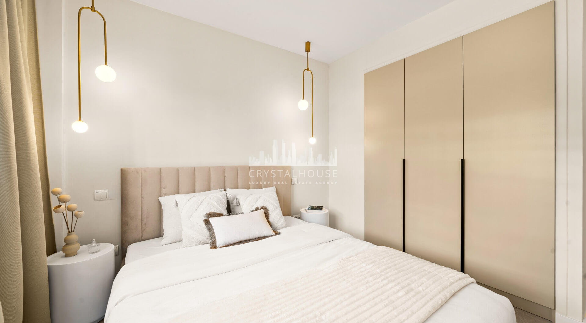 Elegancki, Odnowiony Apartament z Panoramicznym Widokiem na Golf, Morze i La Concha