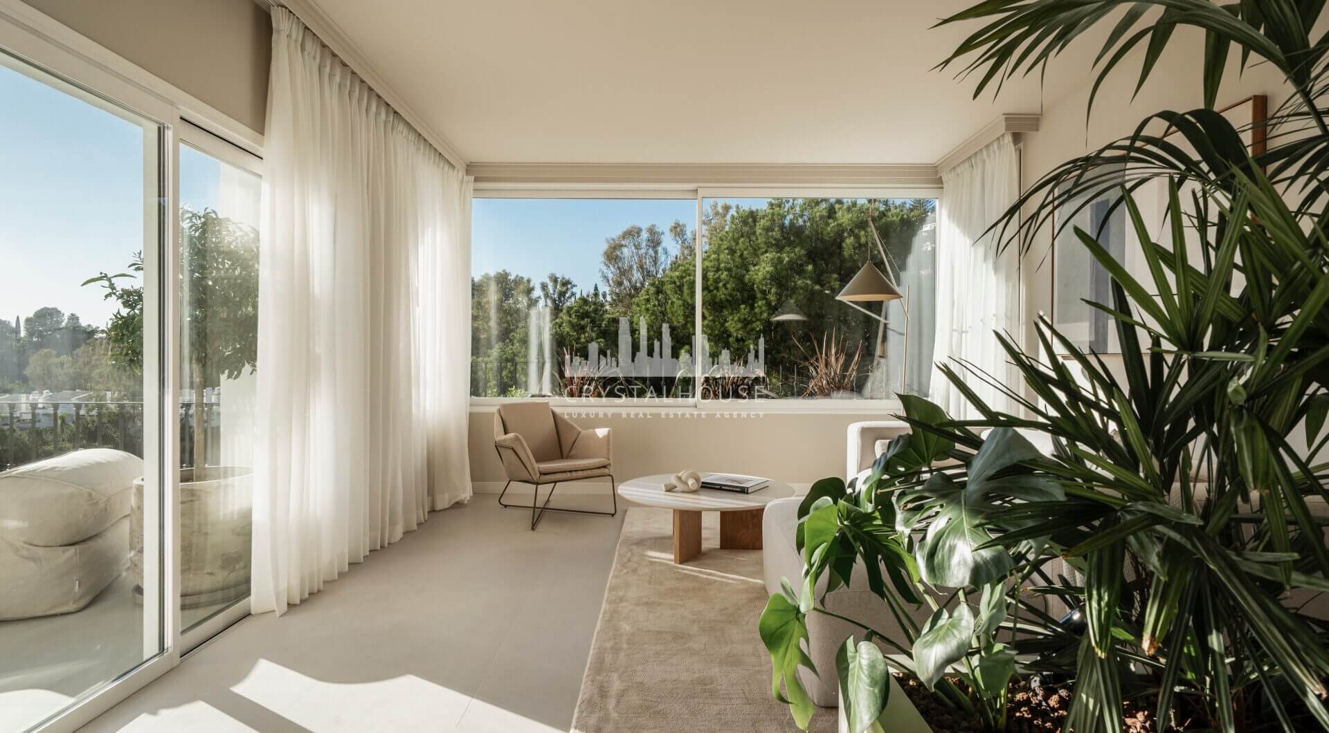 W pełni wyremontowany luksusowy apartament z 3 sypialniami w Eagles Village – La Quinta