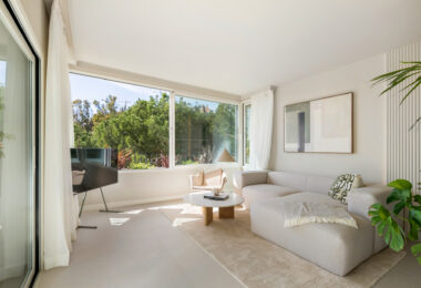 W pełni wyremontowany luksusowy apartament z 3 sypialniami w Eagles Village – La Quinta