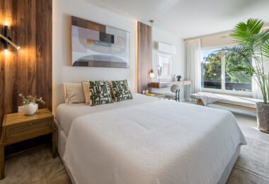 W pełni wyremontowany luksusowy apartament z 3 sypialniami w Eagles Village – La Quinta