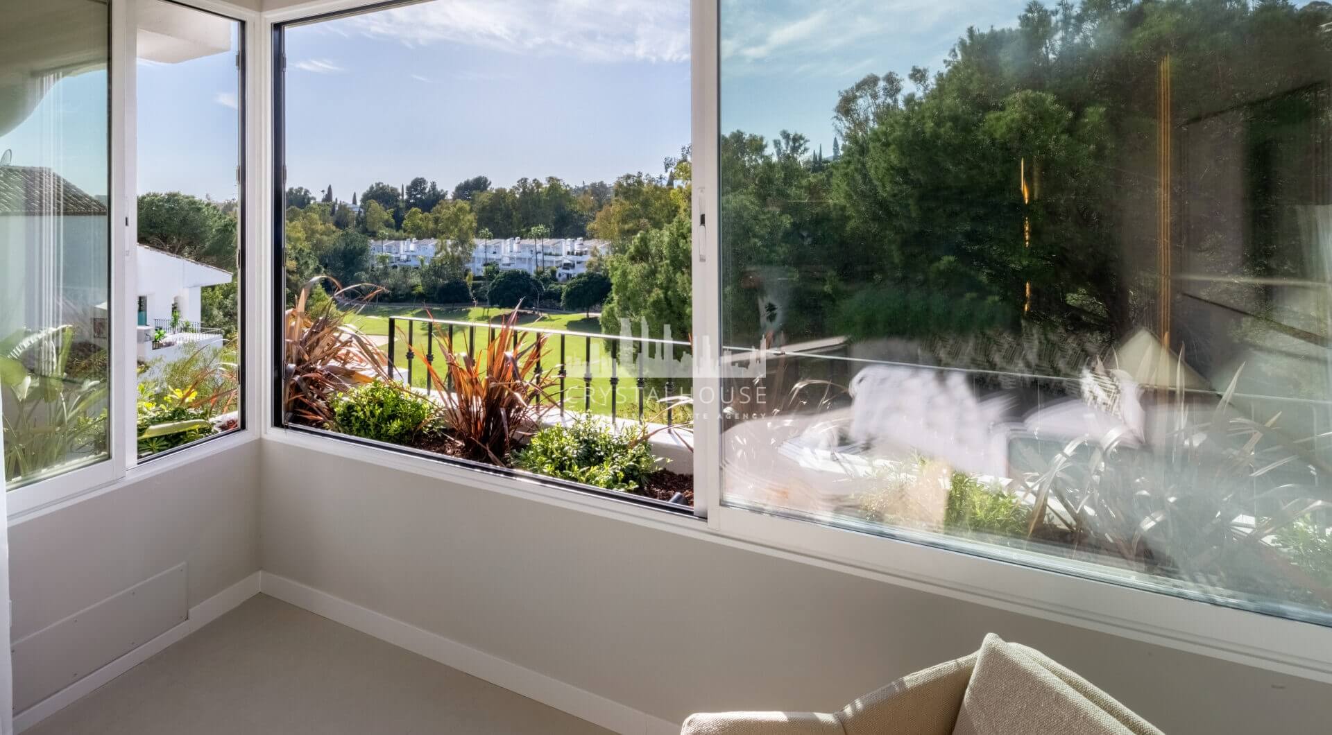 W pełni wyremontowany luksusowy apartament z 3 sypialniami w Eagles Village – La Quinta