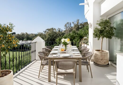 W pełni wyremontowany luksusowy apartament z 3 sypialniami w Eagles Village – La Quinta