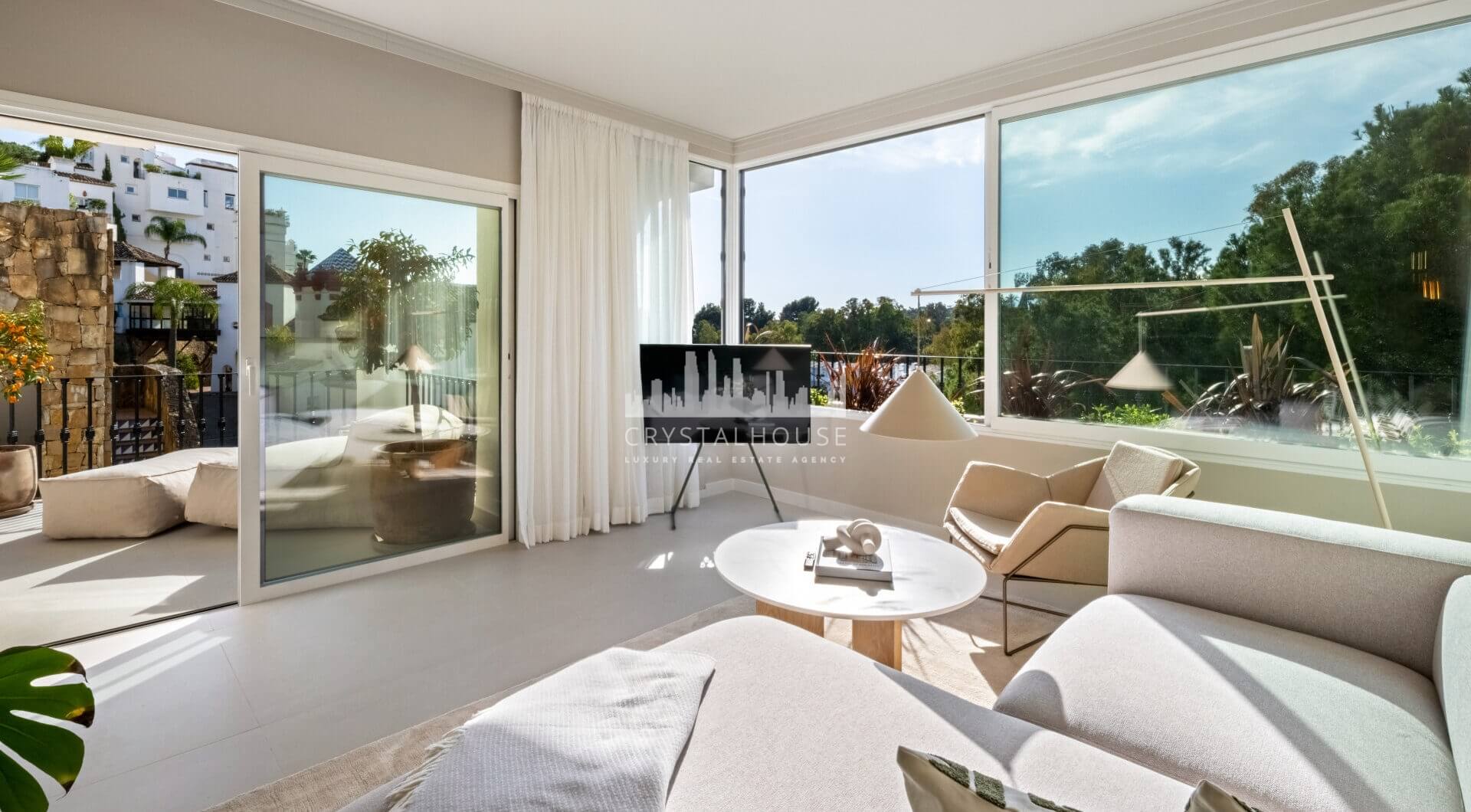 W pełni wyremontowany luksusowy apartament z 3 sypialniami w Eagles Village – La Quinta