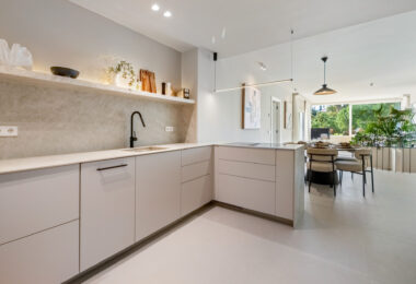 W pełni wyremontowany luksusowy apartament z 3 sypialniami w Eagles Village – La Quinta