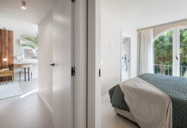 W pełni wyremontowany luksusowy apartament z 3 sypialniami w Eagles Village – La Quinta