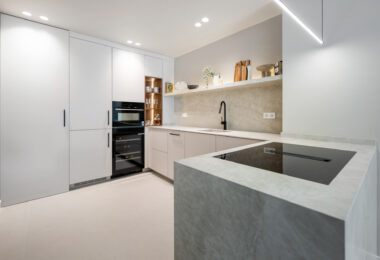 W pełni wyremontowany luksusowy apartament z 3 sypialniami w Eagles Village – La Quinta