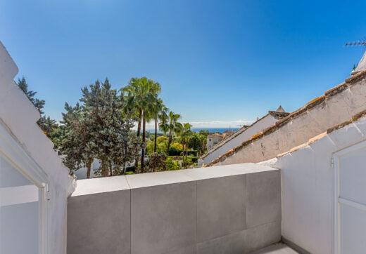 Czteropokojowe miasteczko w dzielnicy Montepiedra, Nagueles w Golden Mile, Marbella