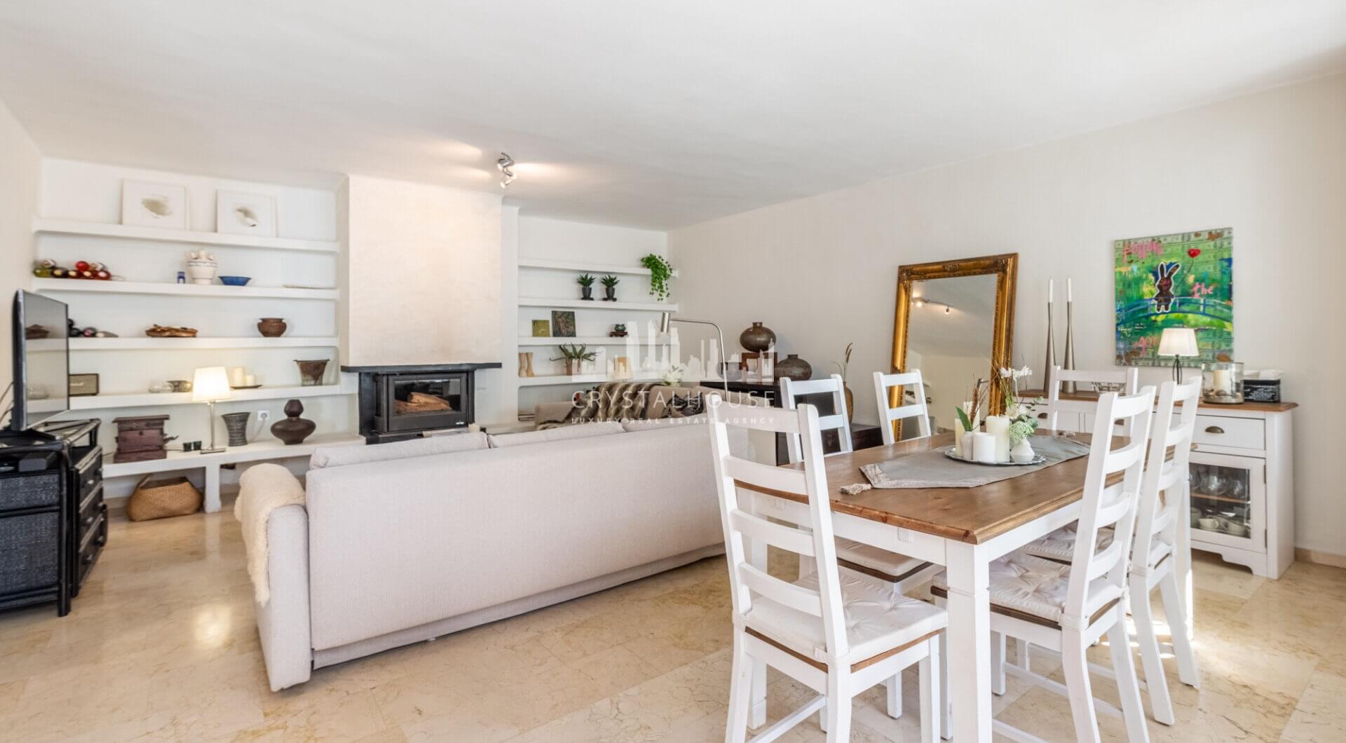 Piękne dwa sypialnie parter apartament, położony w południe - po Birdie Club społeczności w Río Real, Marbella