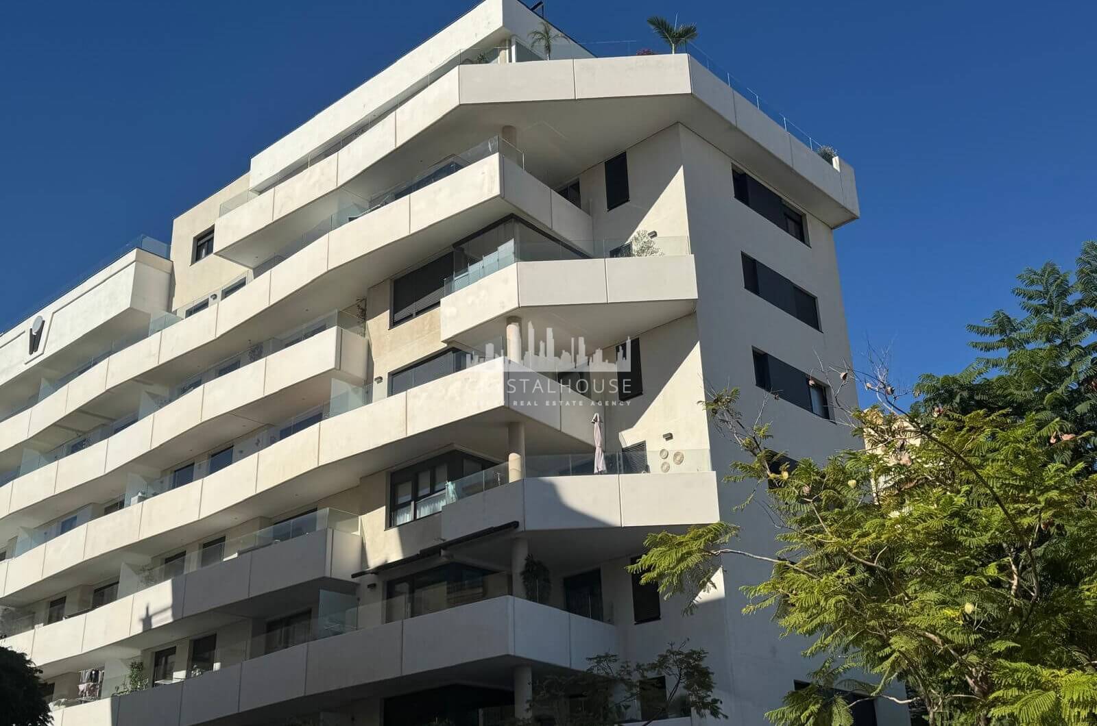 Spektakularny, nowoczesny penthouse z panoramicznym widokiem na morze i góry — Estepona Centrum