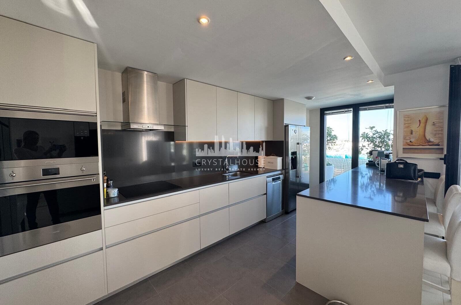 Spektakularny, nowoczesny penthouse z panoramicznym widokiem na morze i góry — Estepona Centrum