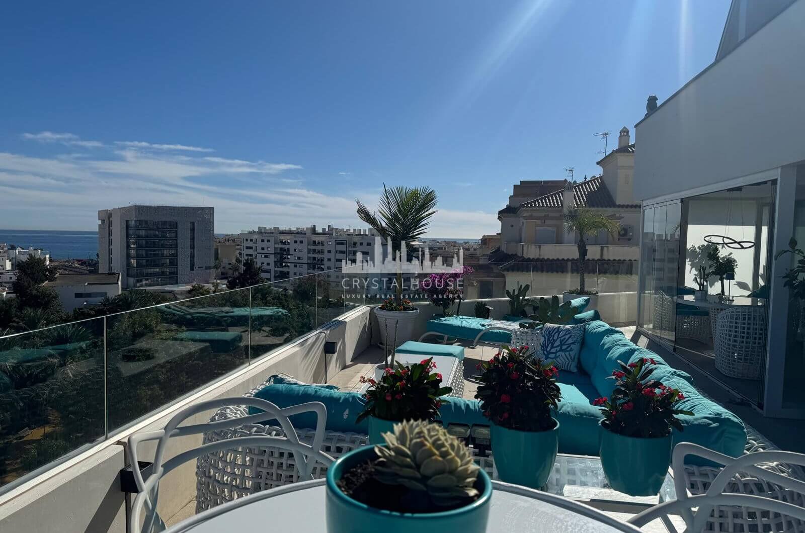 Spektakularny, nowoczesny penthouse z panoramicznym widokiem na morze i góry — Estepona Centrum