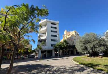Spektakularny, nowoczesny penthouse z panoramicznym widokiem na morze i góry — Estepona Centrum