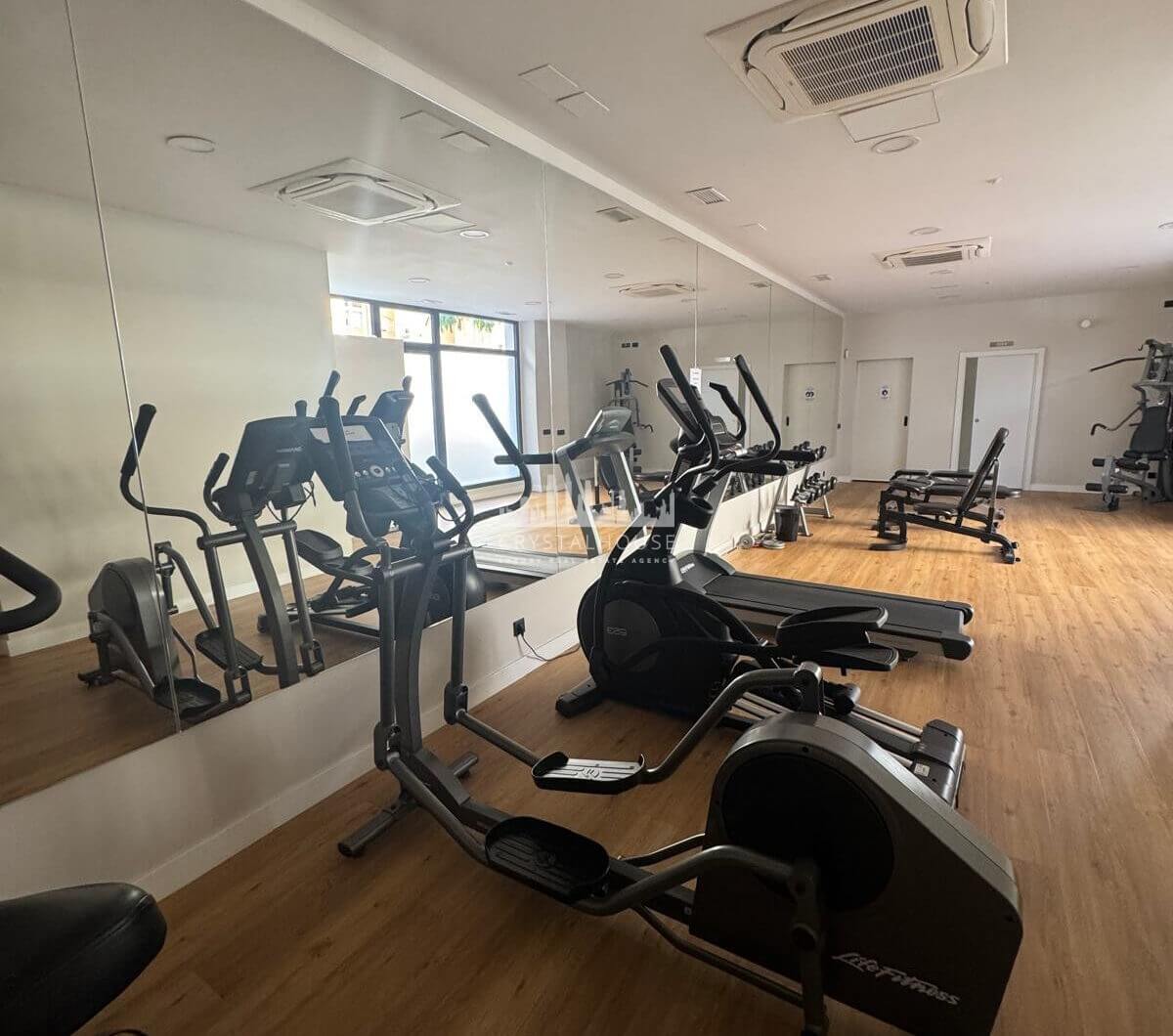 Spektakularny, nowoczesny penthouse z panoramicznym widokiem na morze i góry — Estepona Centrum