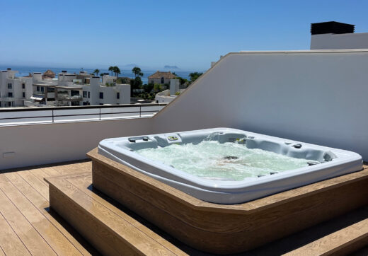 Luksusowy, 3-sypialniany penthouse klasy premium z widokiem na morze