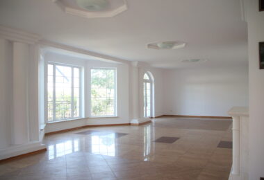 Rezydencja Pałacowa z dużym ogrodem | Wilanów