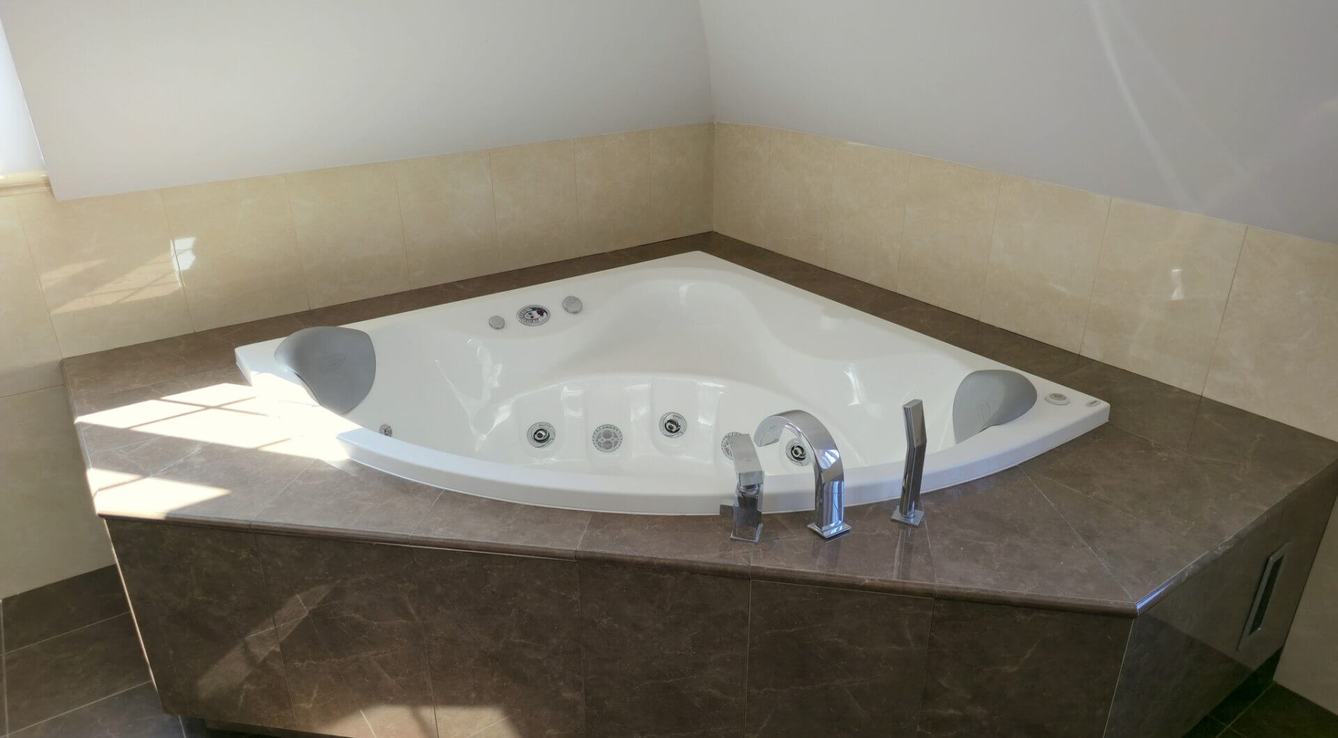 Rezydencja Pałacowa z dużym ogrodem | Wilanów