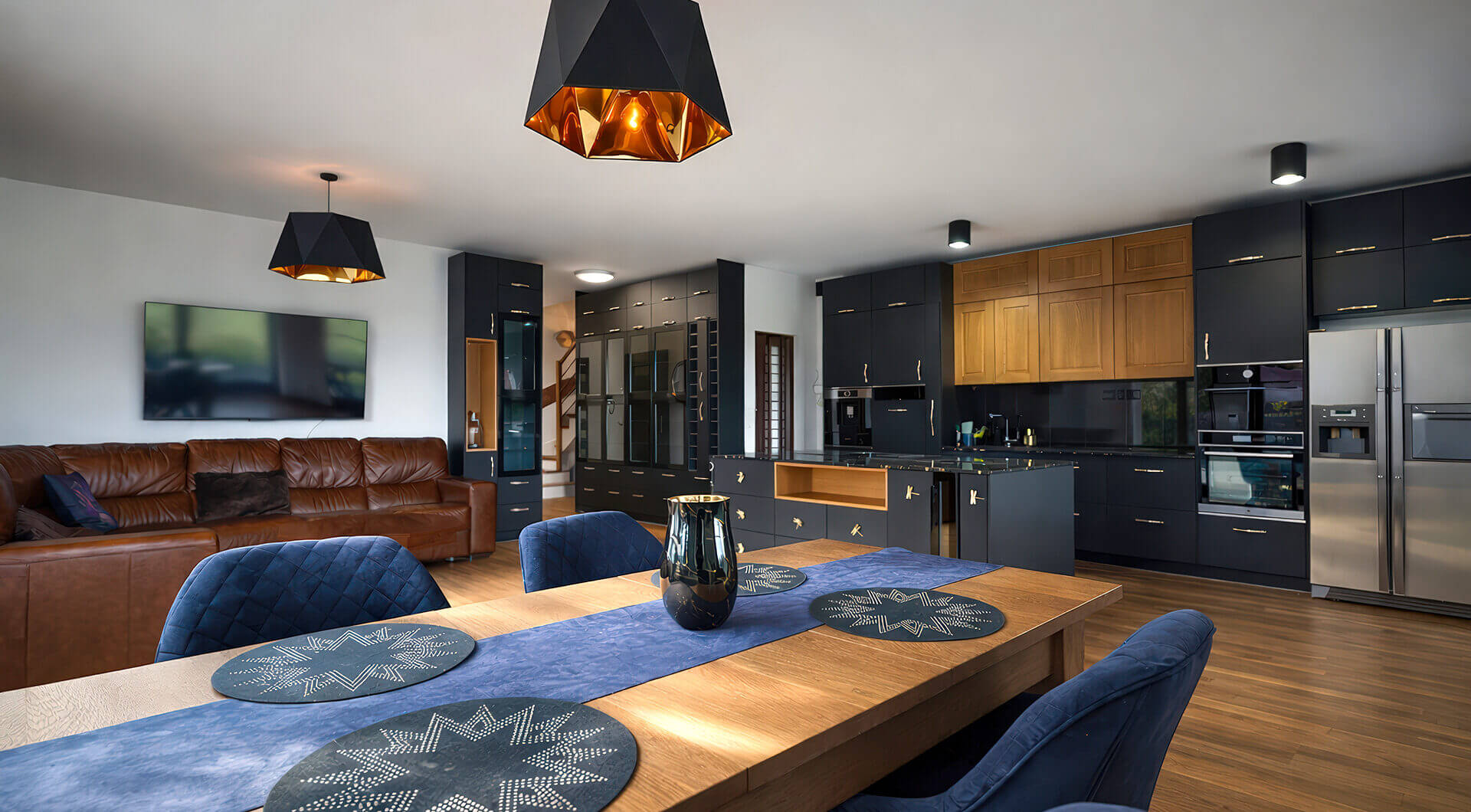 DOM NAD JEZIOREM | PRYWATNA PLAŻA |210 m²| URSYNÓW