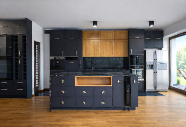 DOM NAD JEZIOREM | PRYWATNA PLAŻA |210 m²| URSYNÓW