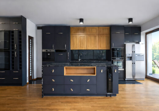 DOM NAD JEZIOREM | PRYWATNA PLAŻA |210 m²| URSYNÓW