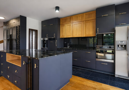 DOM NAD JEZIOREM | PRYWATNA PLAŻA |210 m²| URSYNÓW