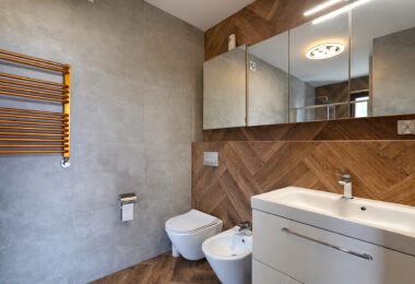 DOM NAD JEZIOREM | PRYWATNA PLAŻA |210 m²| URSYNÓW