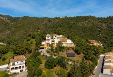 Hiszpania, Benahavis, Benahavis Centro