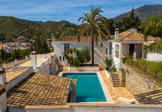Hiszpania, Benahavis, Benahavis Centro