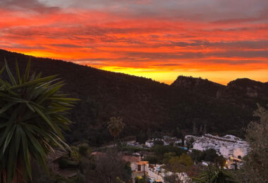 Hiszpania, Benahavis, Benahavis Centro