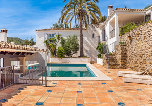 Hiszpania, Benahavis, Benahavis Centro