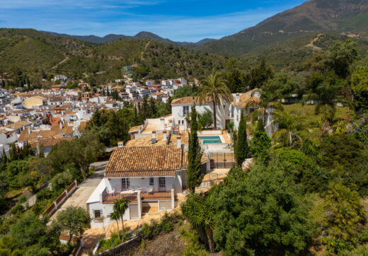 Hiszpania, Benahavis, Benahavis Centro